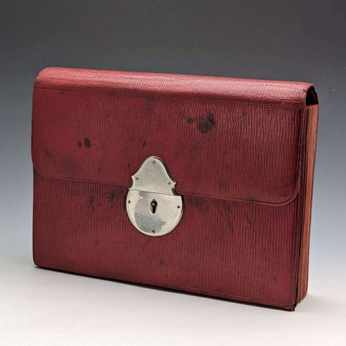 Maletín para documentos (portanotas y cartas) de cuero rojo vintage británico con llave