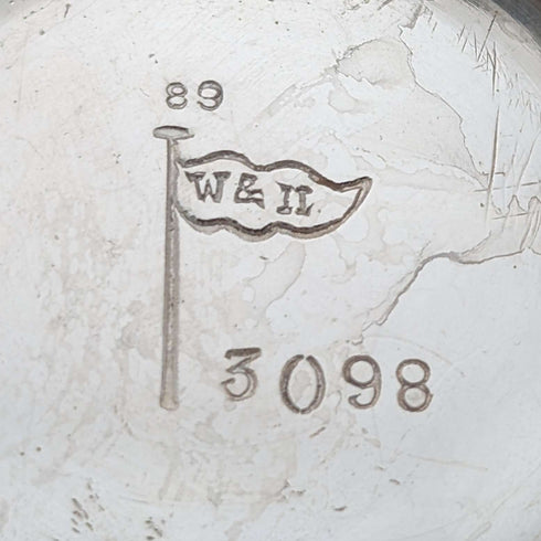 Cafetera de plata chapada, antigua, de fabricación británica (Walker & Hall), hacia 1880