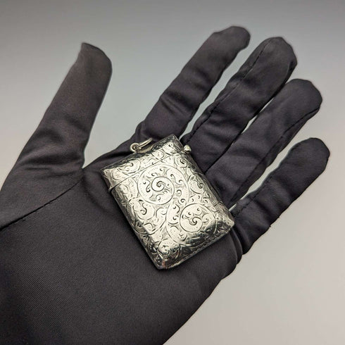 1898 British Antique Sterling Silver Vesta Case 25g Match Case Henry Williamson