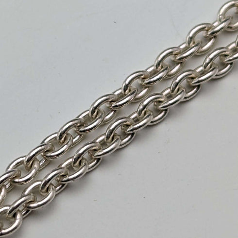 1976 British vintage sterling silver pear-shaped pendant & sterling silver necklace