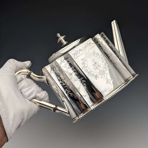 Tetera de plata chapada antigua inglesa, circa 1880, Thomas Prime