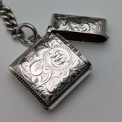 Cadena Albert de plata esterlina antigua inglesa, aprox. 1900, extra gruesa 74g, con estuche para cerillas (vesta case)