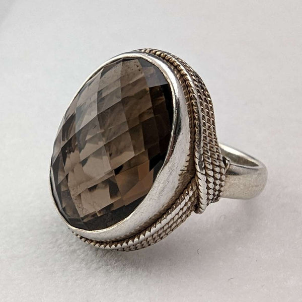 Anillo de plata de ley con piedra marrón grande, joyería vintage británica