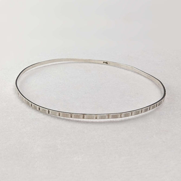 Vintage sterling silver bracelet bangle