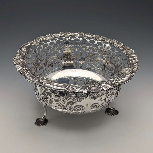 1906年 英国アンティーク 純銀製 脚付きセンターボウル 745g Daniel&John Wellby