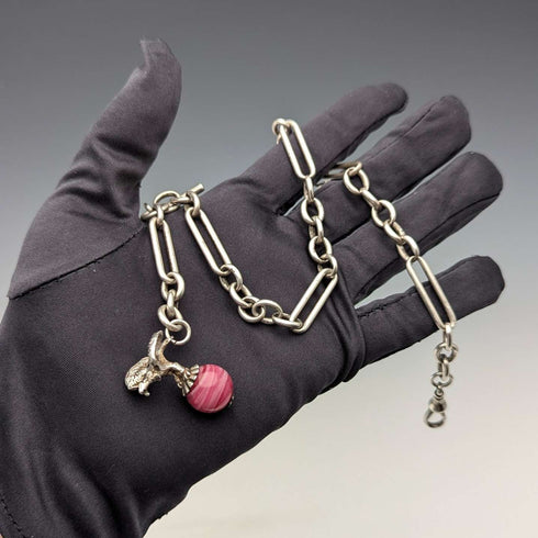 Cadena Albert de plata esterlina antigua, Inglaterra, circa 1900, 46 g, con sello de águila y dije de piedra natural
