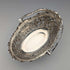 Cesta de plata esterlina antigua inglesa de 1896 con decoración calada y asa móvil, 159 g, John Round