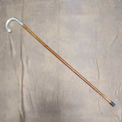 Bastón antiguo de caballero, mango curvado de plata 800, circa 1900, 90 cm