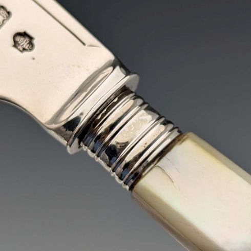 Cubertería de postre, 2 pares, plata de ley con mango de nácar, William Hutton, antigüedades británicas de 1904