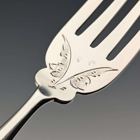 1899 British antique white mother-of-pearl handle, pure silver blade dessert cutlery, 4 pairs, John Sanderson