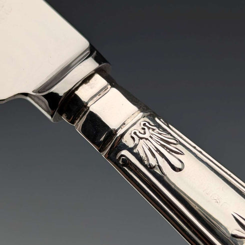 1962 British Vintage Sterling Silver Handle Cake Knife Queens Pattern