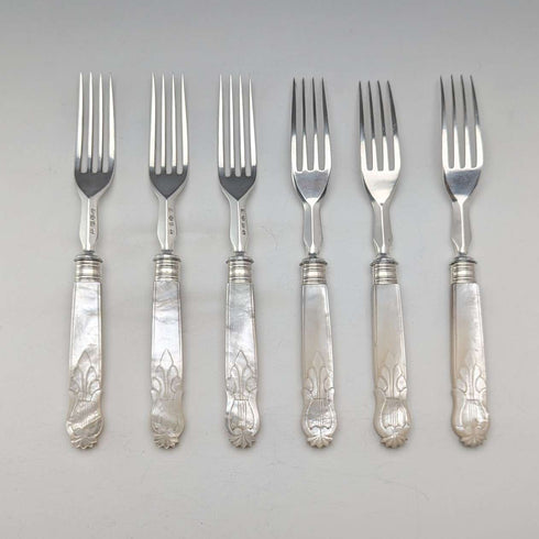 約 1860 年英國古董雕刻白色珍珠手柄甜點餐具 6 對 TBNA 托盤包括