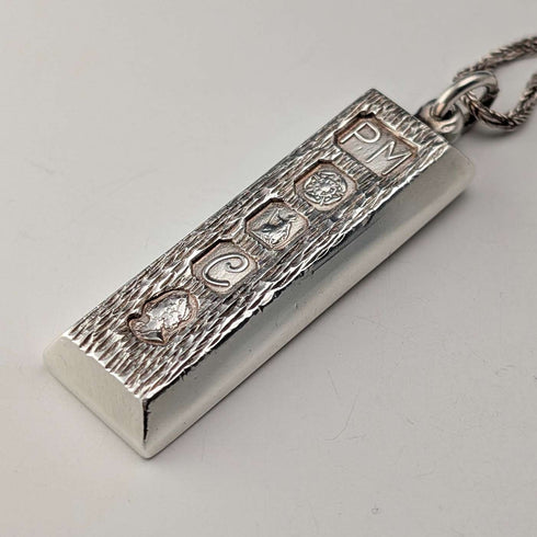1977 British Britannia Silver Ingot Pendant 1 Troy Ounce Pure Silver Necklace