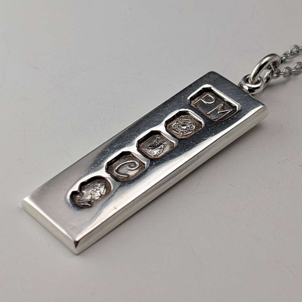 Colgante de lingote de plata Britannia británica de 1977, 1/2 onza troy, con collar