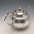 Tetera de plata chapada, estilo antiguo inglés de finales del siglo XIX, por James Dixon & Sons