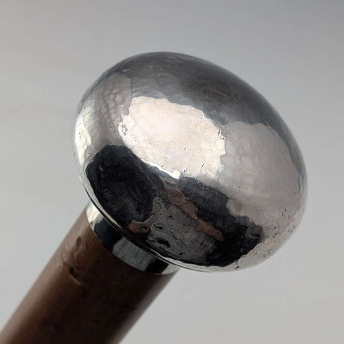 Bastón vintage con eje de madera gruesa y empuñadura redonda de plata pura, 86 cm