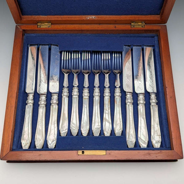 1875년경 영국 앤티크 백접패 핸들 디저트 커틀러리 6세트(목재 케이스 포함)