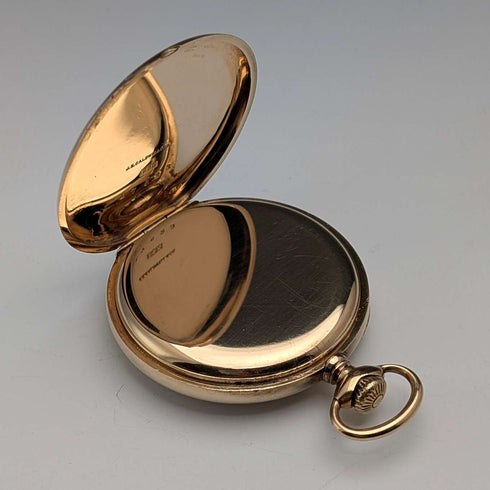 Reloj de bolsillo antiguo Vacheron Constantin, circa 1915, caja de oro macizo de 14 quilates, firmado J.E. Caldwell, en buen estado de funcionamiento.