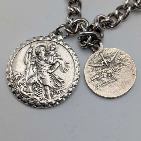 Pulsera de dijes de plata esterlina, vintage, de origen británico, circa 1970, 40 g