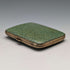 Estuche para cigarrillos vintage chapado en oro con acabado tipo galuchat verde