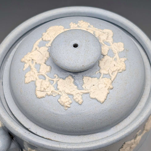 復古英國 Jasperware 咖啡壺(淡藍色)