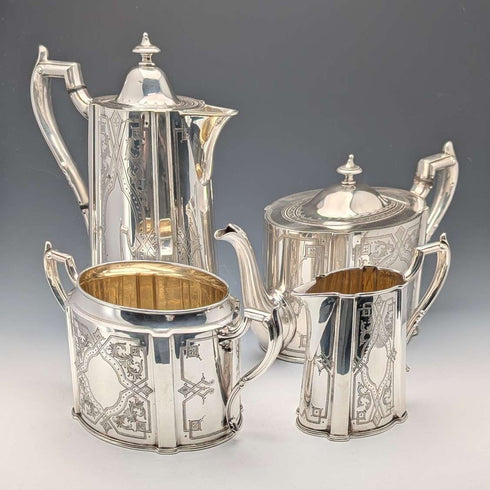 Juego de té de 4 piezas de plata chapada, antigüedad británica de finales del siglo XIX, por James Dixon & Son