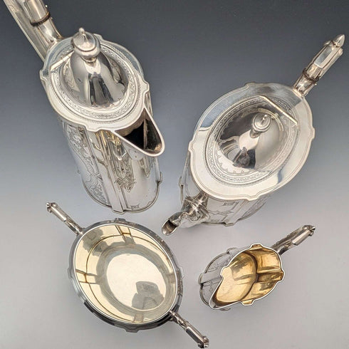 Juego de té de 4 piezas de plata chapada, antigüedad británica de finales del siglo XIX, por James Dixon & Son