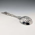 Cuchara grande de plata esterlina antigua británica de 1904 con decoración en relieve, Samuel Boyce