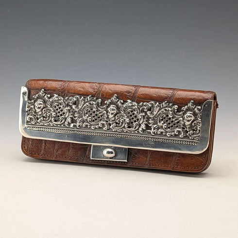 Monedero pequeño de cuero con adornos de plata de ley, antiguedad británica de alrededor de 1900, Edward Langridge