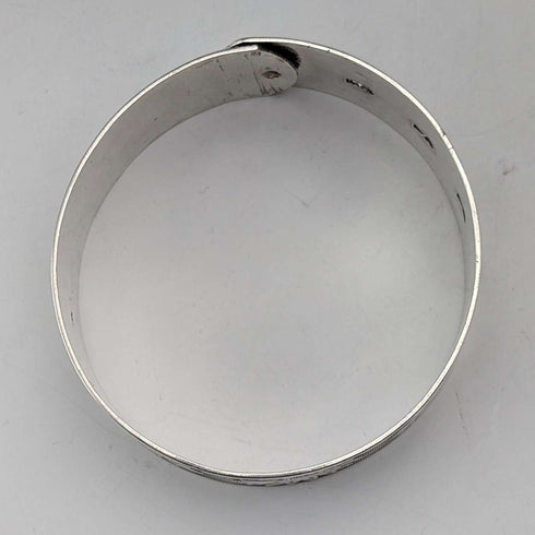 1945 British vintage sterling silver flower decorated bracelet 50g Joseph Smith