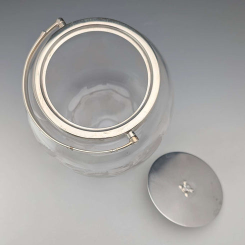 Barril para galletas vintage británico, vidrio grabado, tapa chapada en plata