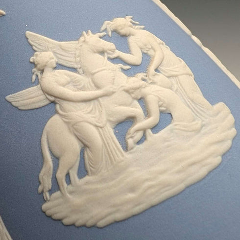 英国复古Wedgwood贾斯珀陶器单支花瓶,淡蓝色
