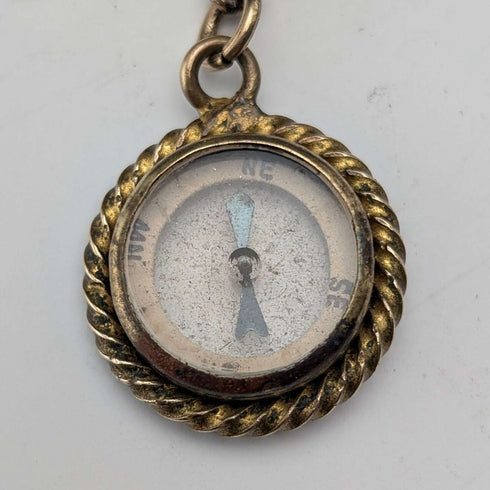 Cadena Albert de eslabones de fantasía en oro laminado antiguo con dije de brújula