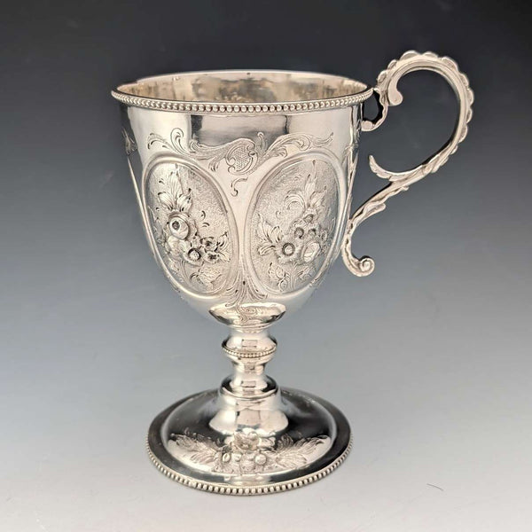 1860년 영국 앤틱 순은제 풋컵(다리 달린 컵) 153g 제임스 비비