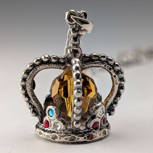 1979 British Vintage Crown Pendant Necklace GDM