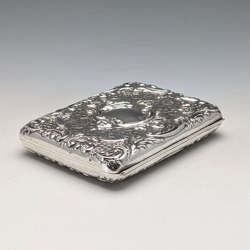 Tarjetero de plata de ley victoriano, 1898, con decoración en relieve, de Joseph Gloster, extra grueso, apertura doble, 127g, en excelente estado.