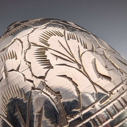 Pareja de saleros y pimenteros vintage con forma de huevo en plata chapada