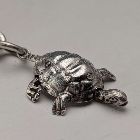 Cadena Albert de plata esterlina, extra gruesa, antigua británica de alrededor de 1900, 71 g, con dije de tortuga