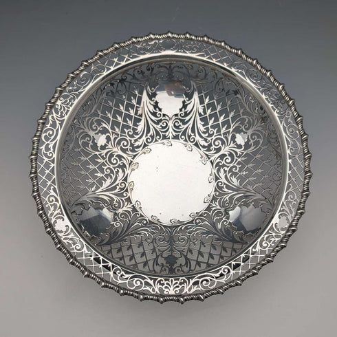 1911年 英国古董 镂空装饰 纯银带足水果碗 436克 Goldsmiths&Silversmiths