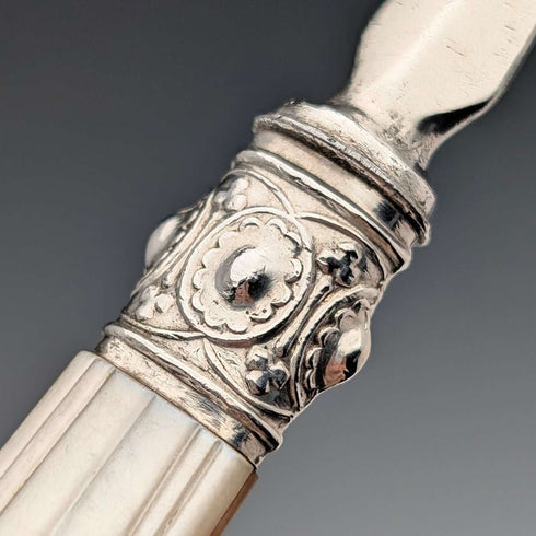 1870年頃 英国アンティーク 白蝶貝ハンドル デザートカトラリー6ペア 木箱入り