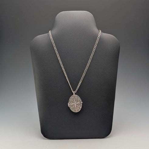 Colgante guardapelo ovalado de plata de ley vintage británica con cadena de plata de ley, 38g en total, CHC