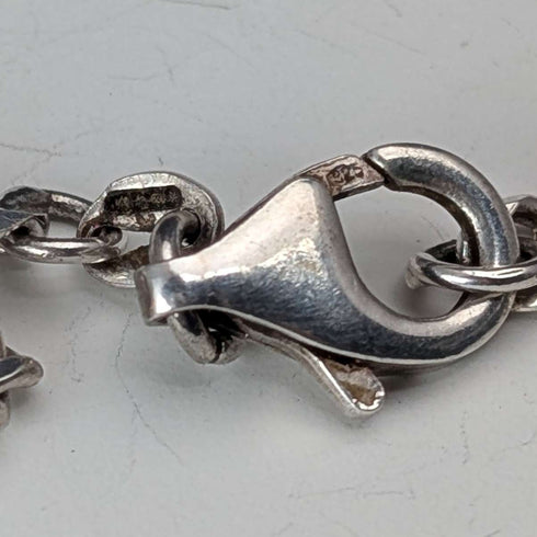 Colgante guardapelo ovalado de plata de ley vintage británica con cadena de plata de ley, 38g en total, CHC