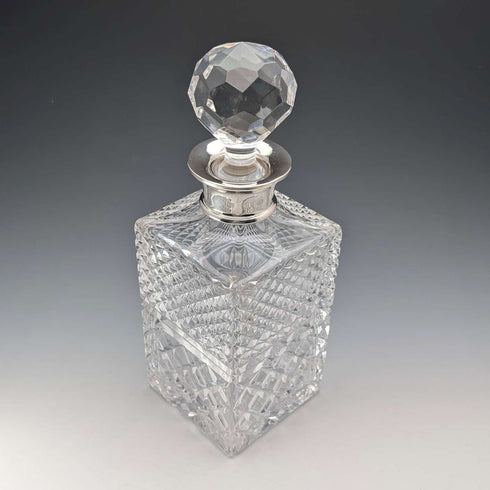 1983年 英国复古切割玻璃方形醒酒器 纯银装饰 Garrard&Co