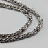 Colgante ovalado de plata de ley fabricado en el Reino Unido en 1977 con cadena de plata de ley, 22,4 g en total