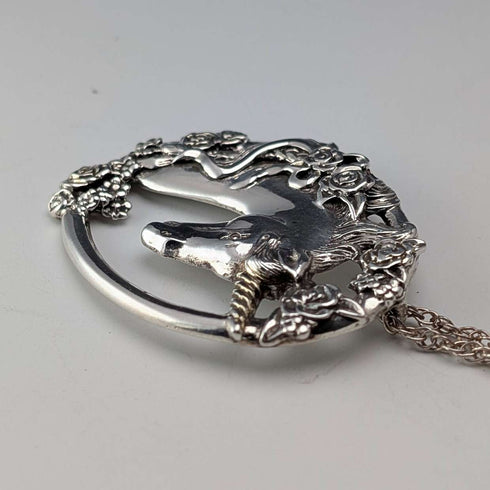 Colgante de unicornio de plata de ley vintage británica con collar de plata de ley, 16,7 g en total