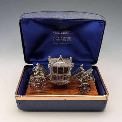 1977 British Pure Silver Gold State Coach Miniature Carriage 65g Toye, Kenning & Spencer, boxed.