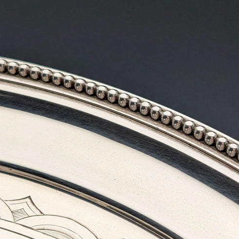 1890年 英国アンティーク 純銀製 脚付きサルヴァ カードトレイ直径26cm 517g Elkington