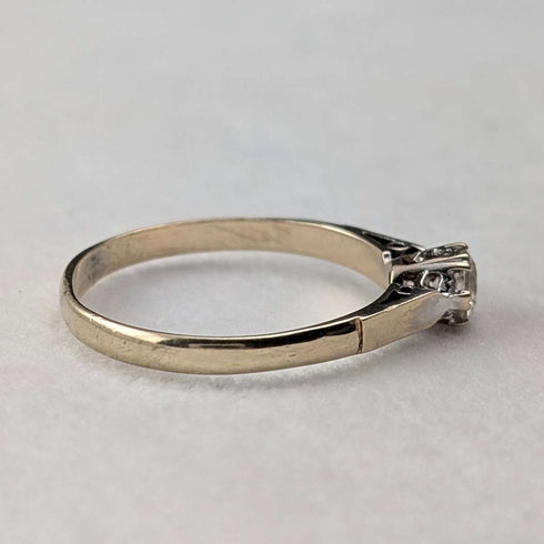 British Vintage K9 Gold Ring, White Stone, 1.5g (Size 15), Ring, CL&S