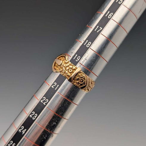 Anillo de diseño de cinturón de oro K18, antiguo británico de 1890, 4.5 g (talla 20)