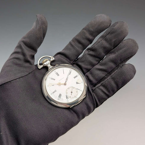 Reloj de bolsillo antiguo Lagrange, circa 1900, caja de plata 800, esfera abierta, en buen estado de funcionamiento.
